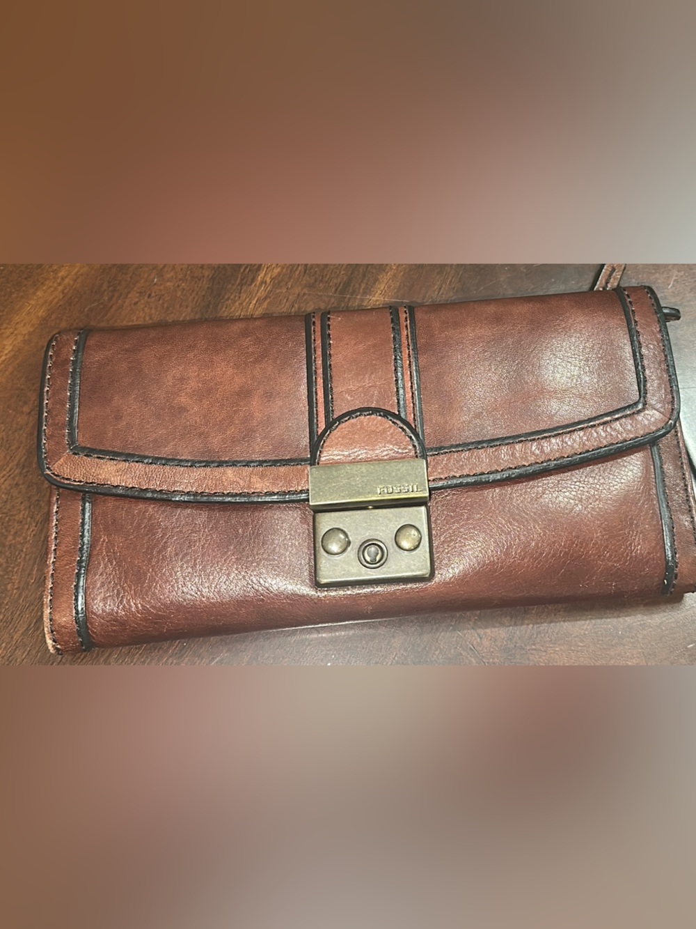 Fossil Brown Leather Women's Wallet Clutch with Brass Hardware 8x4 (bags19)